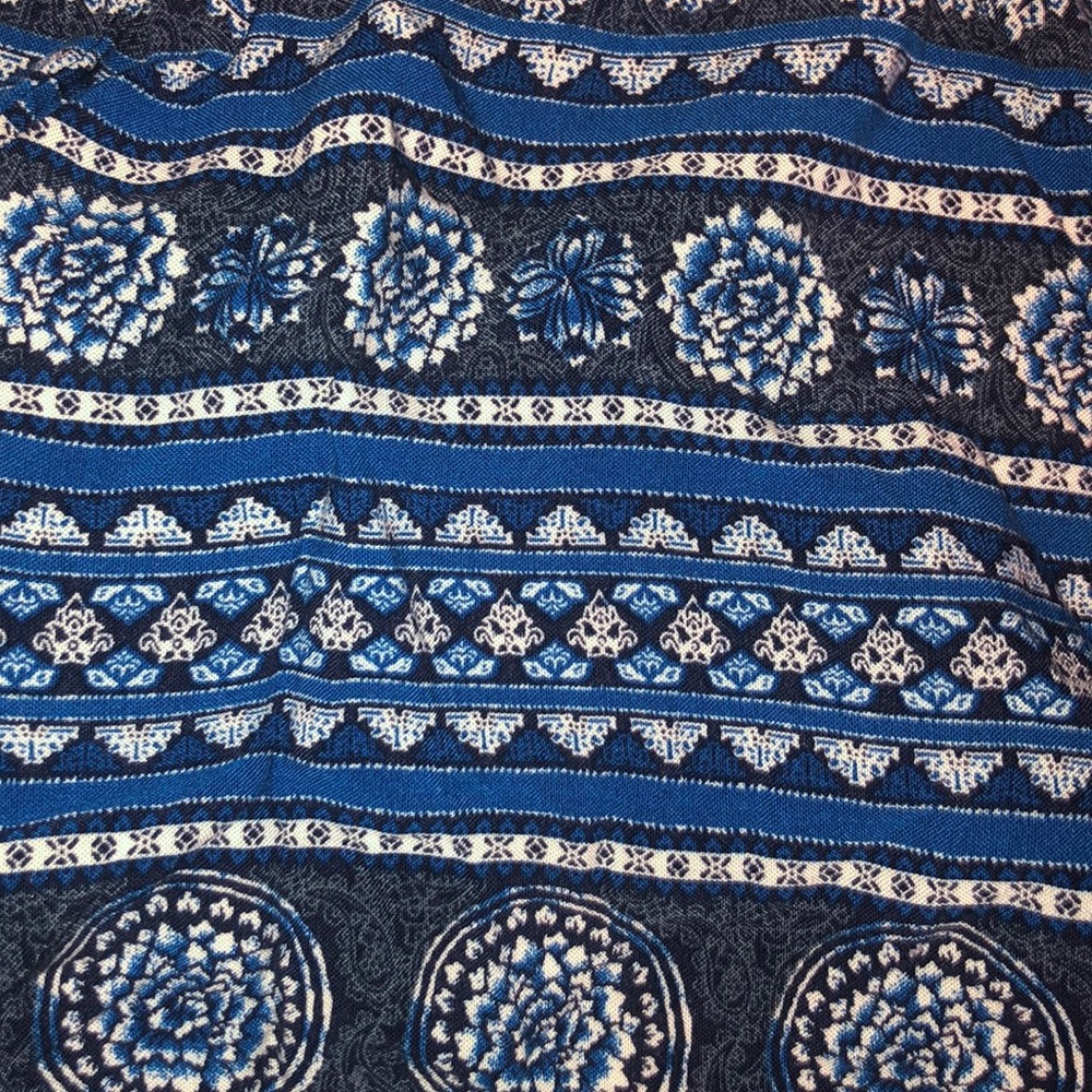 Patterned Shorts - Picture 3 of 3